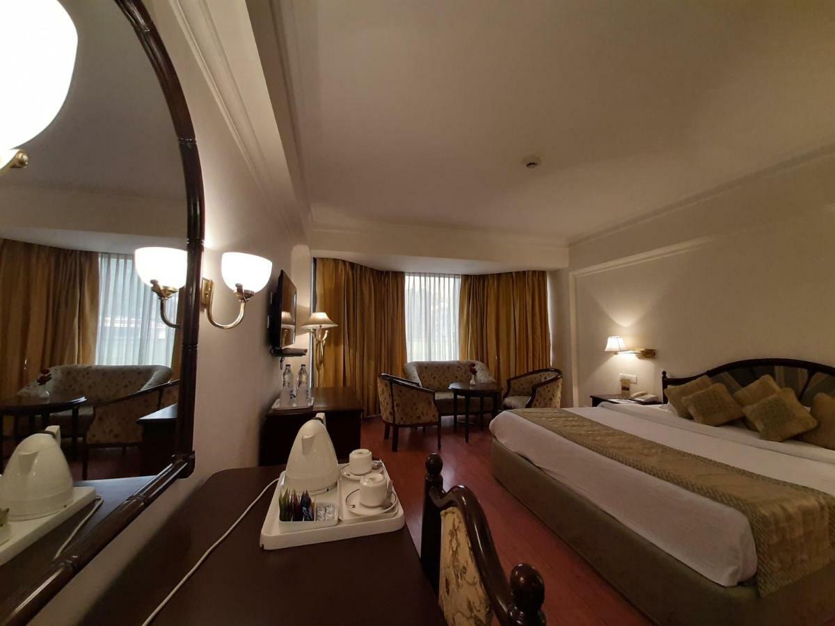 Hotel Mountview Chandigarh Exterior photo