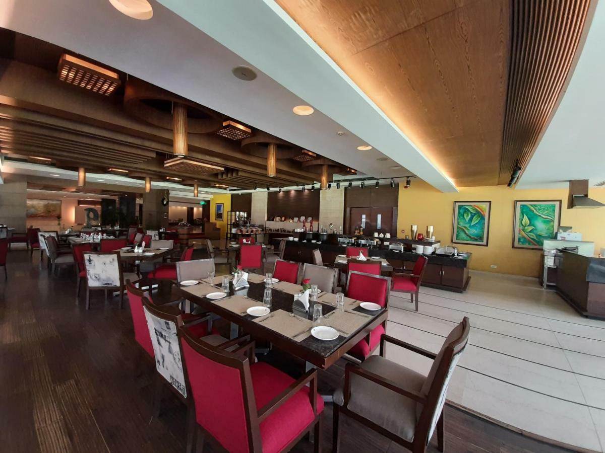 Hotel Mountview Chandigarh Exterior photo